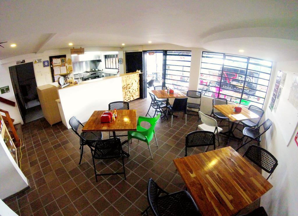 Hostal De La 57 Manizales Kültér fotó